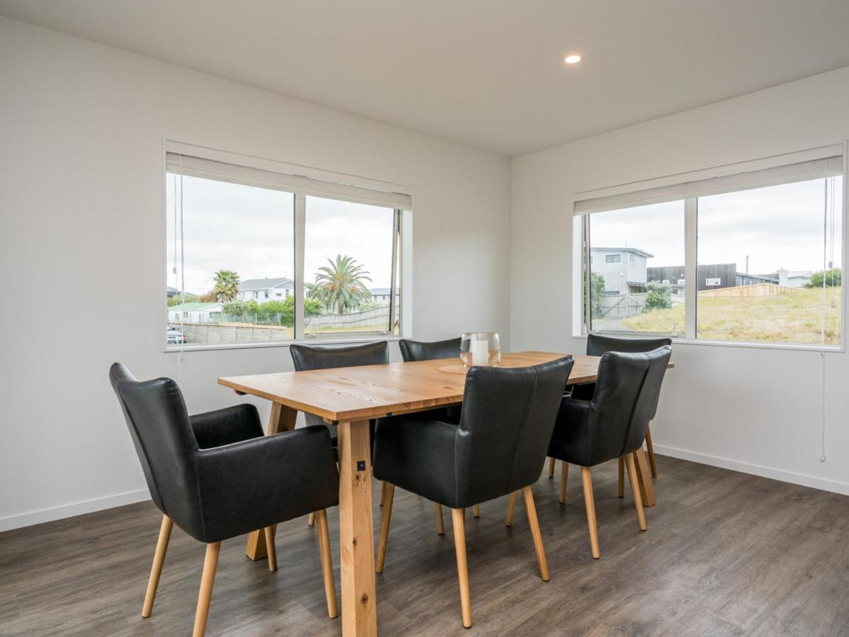 Ruakaka Sands - Ruakaka Holiday Home Экстерьер фото